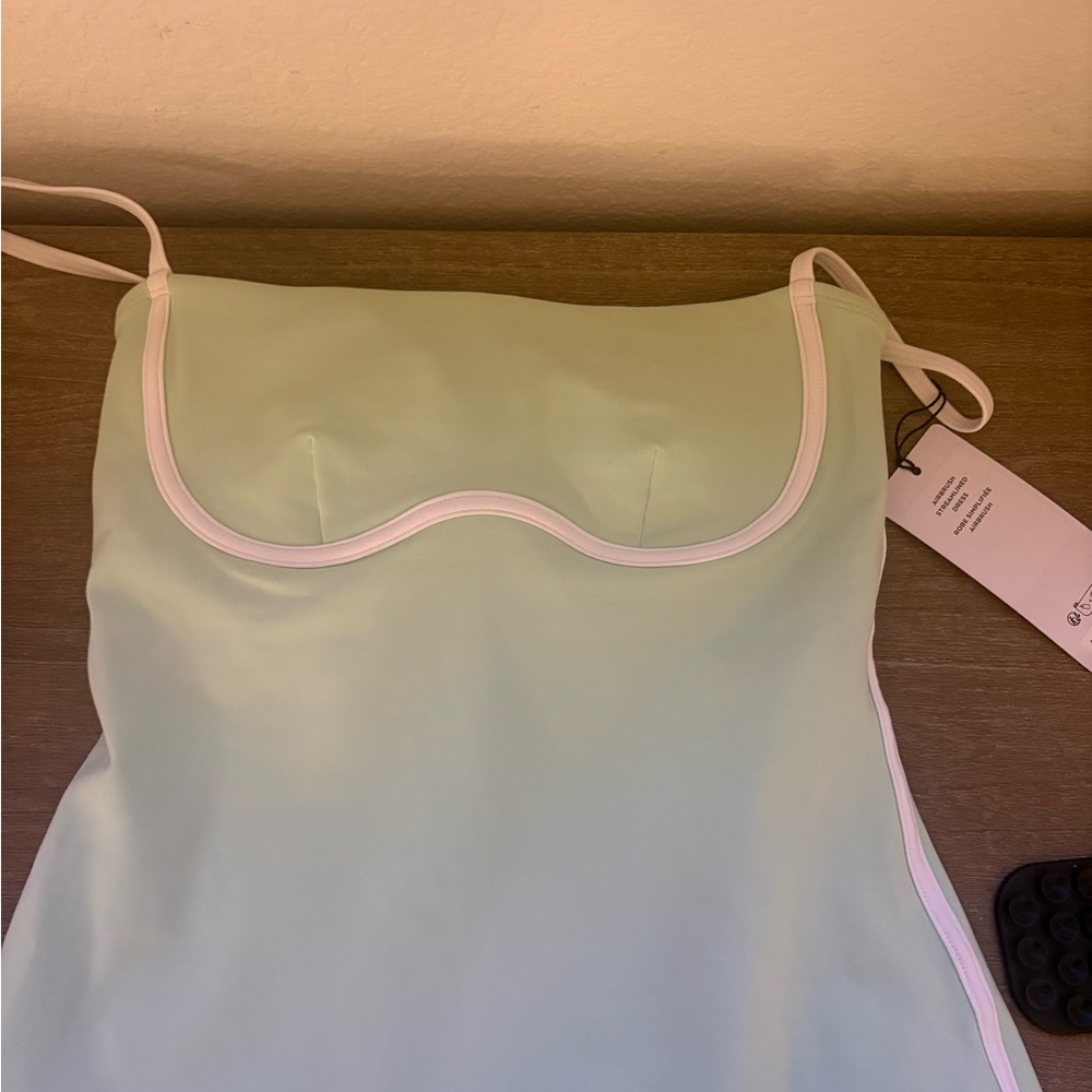 Airbrush Streamline Dress in Spearmint and White